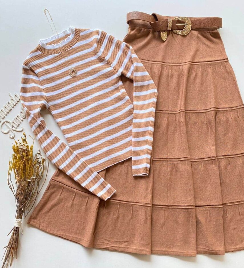 Blusa Manga Longa Feminina Tricot Listrada Bege - Fernanda Ramos Store