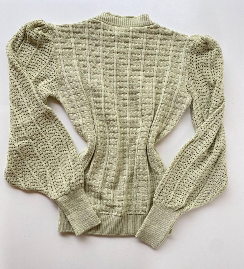 fernandaramosstore com br blusa manga longa feminina tricot detalhe manga verde 2
