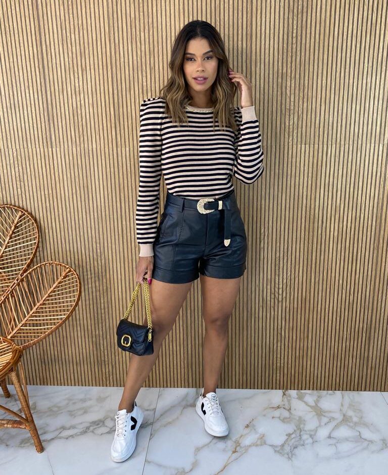 Blusa Manga Longa Modal com Detalhe Listrada Bege - Fernanda Ramos Store