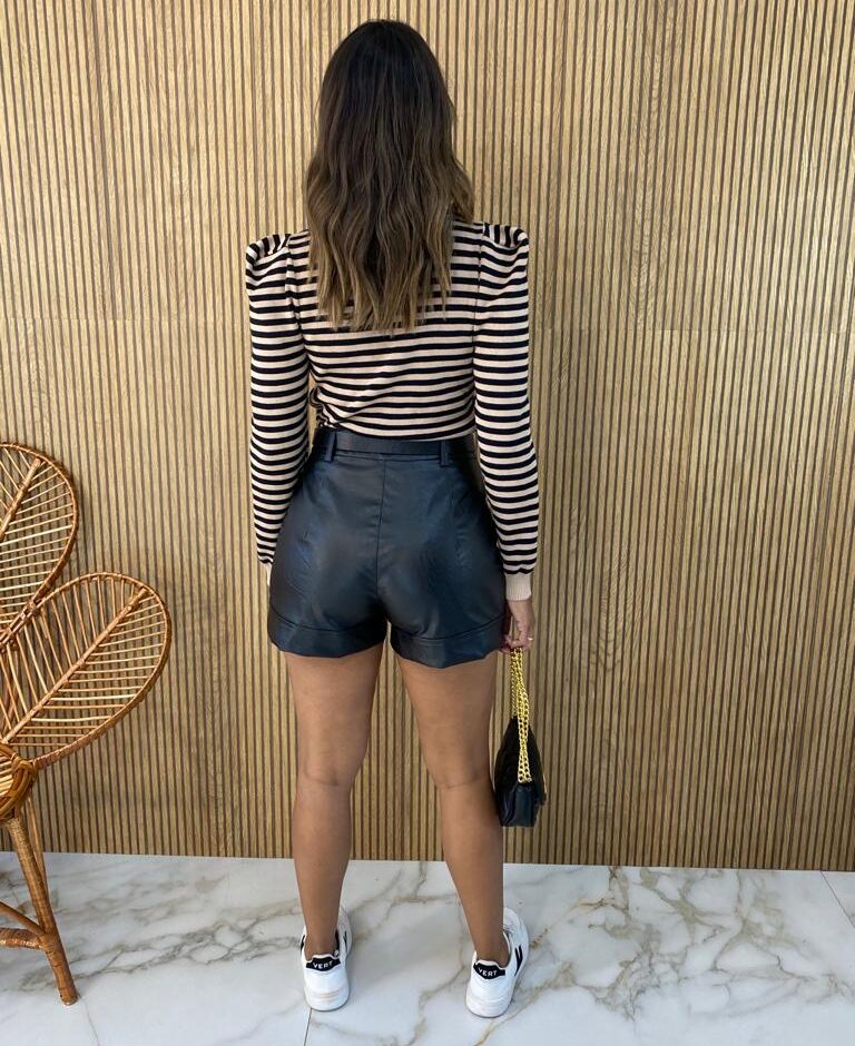 Blusa Manga Longa Modal com Detalhe Listrada Bege - Fernanda Ramos Store