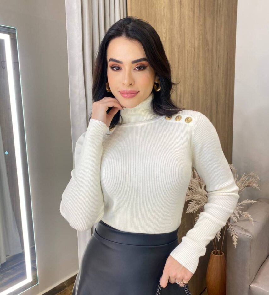 Blusa Manga Longa Modal Gola Alta com Detalhes 2092 Off White - Fernanda Ramos Store