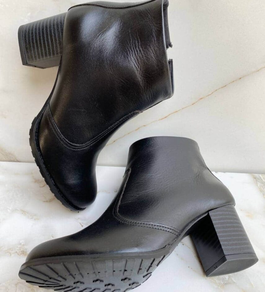 Bota Feminina Couro Cano Curto Salto Grosso Preta - Fernanda Ramos Store