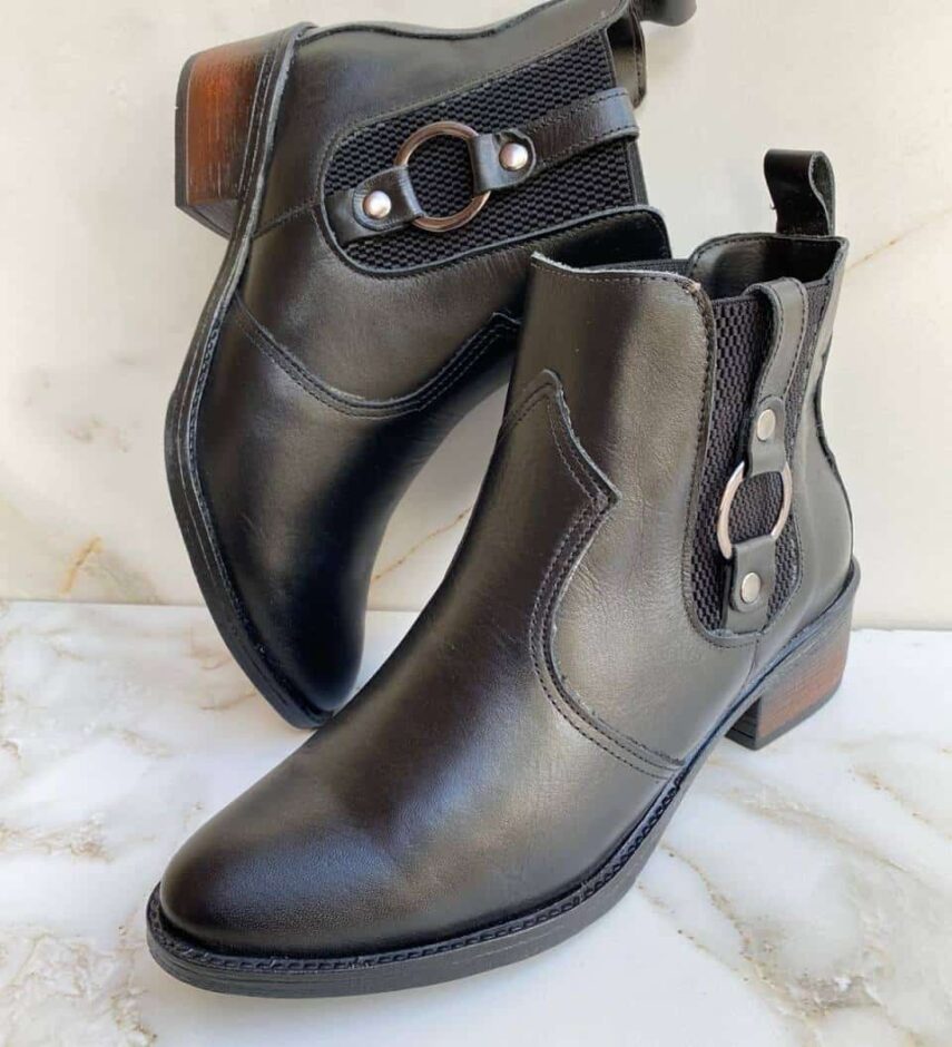 Bota Feminina Couro com 1 Argola Maitê Preta Fernanda Ramos Store