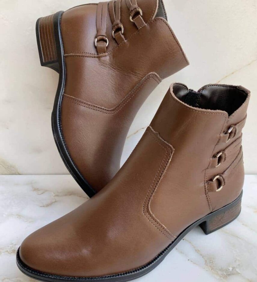 fernandaramosstore com br bota feminina couro com 3 argolas marrom 1