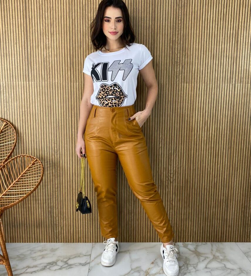 Calça Couro Eco Feminina com Passantes Caramelo - Fernanda Ramos Store