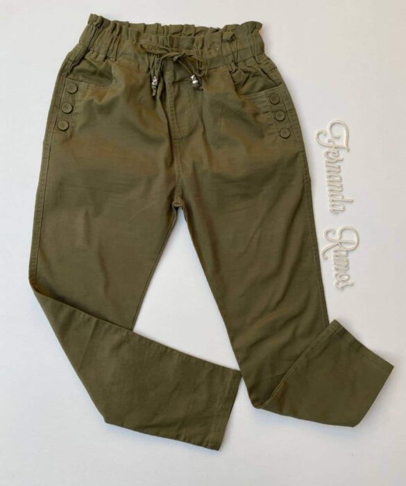 Calça Feminina Botões Encapados e Amarração Verde Militar Fernanda Ramos Store