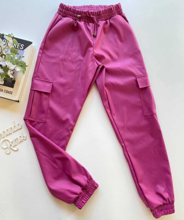 Calça Jogger Feminina Couro Eco Fúcsia Fernanda Ramos Store