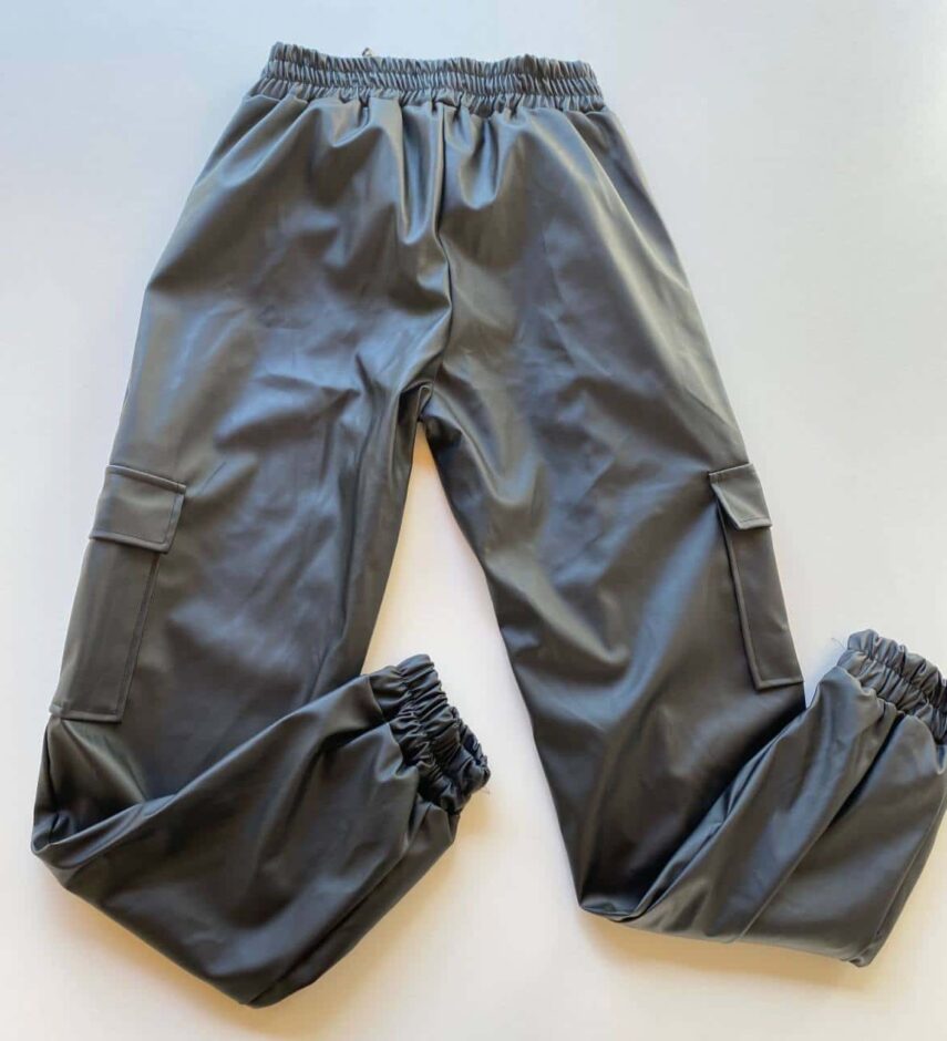 Calça Jogger Feminina Couro Eco Preto - Fernanda Ramos Store