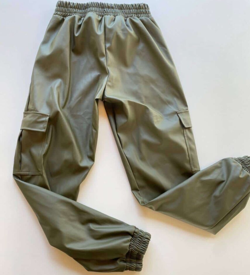 Calça Jogger Feminina Couro Eco Verde Militar - Fernanda Ramos Store