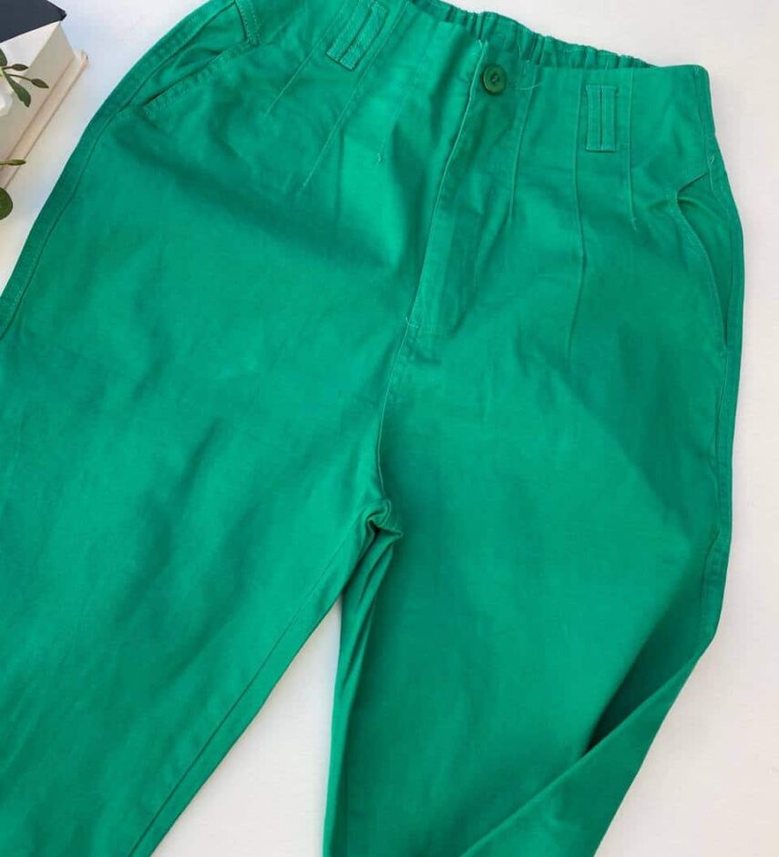 Calça Le Feminina Sarja com Bolsos Verde Bandeira - Fernanda Ramos Store