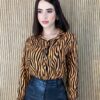 fernandaramosstore com br camisa feminina manga longa estampa zebra caramelo 3