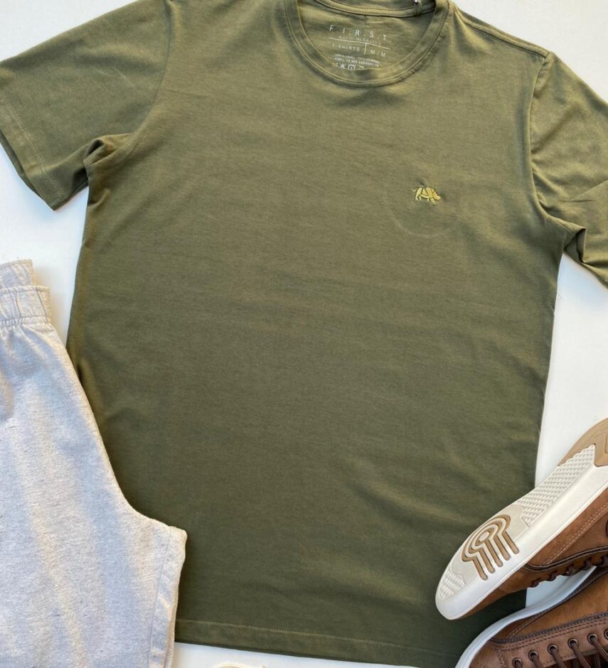 fernandaramosstore com br camiseta masculina basic ocass verde musgo 1