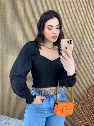 Cropped Feminino Manga Longa Detalhe nas Mangas Preto Fernanda Ramos Store