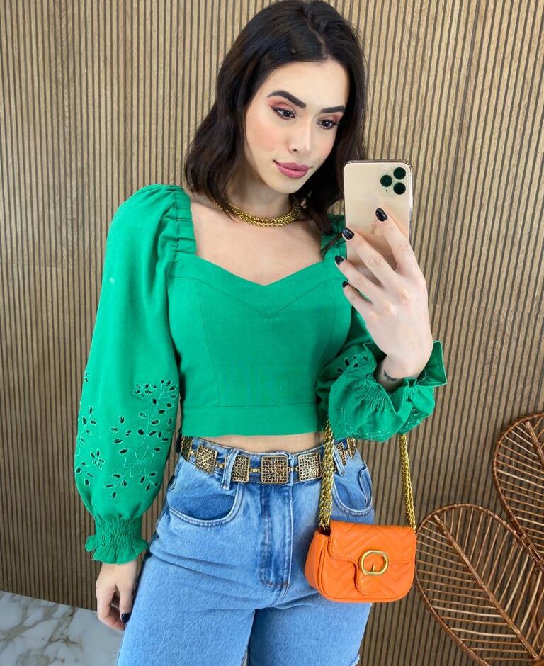 Cropped Feminino Manga Longa Detalhe nas Mangas Verde - Fernanda Ramos Store
