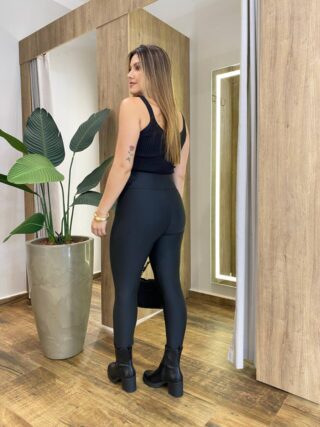 Cropped Feminino Tricot Manu Preto - Fernanda Ramos Store
