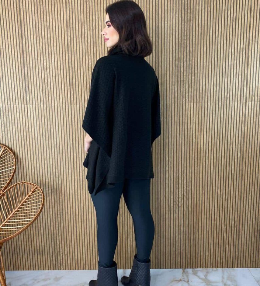 Poncho Feminino Tricot Manu Preto - Fernanda Ramos Store