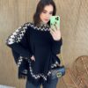 Poncho Feminino Tricot Mari Preto com Detalhes - Fernanda Ramos Store