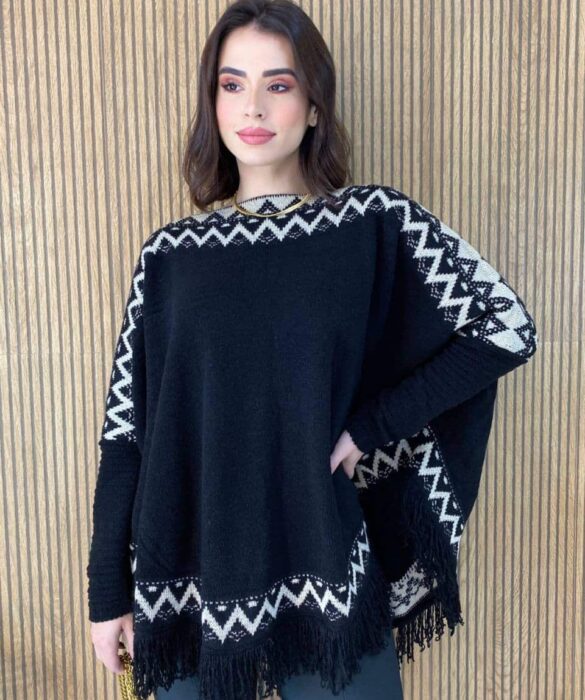 Poncho Feminino Tricot Mari Preto com Detalhes - Fernanda Ramos Store