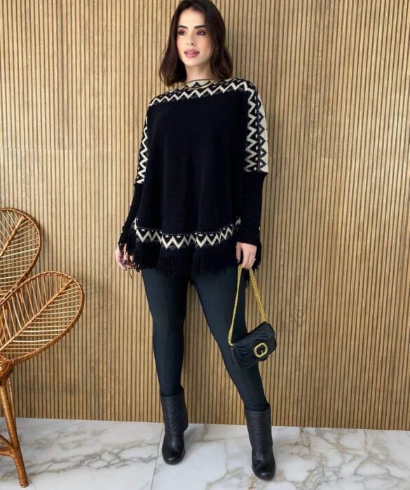 Poncho Feminino Tricot Mari Preto com Detalhes - Fernanda Ramos Store