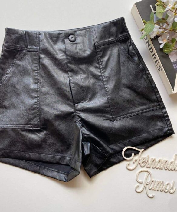 Short Feminino Couro Eco Mari Preto Fernanda Ramos Store