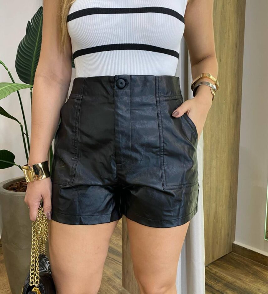 Short Feminino Couro Eco Mari Preto - Fernanda Ramos Store