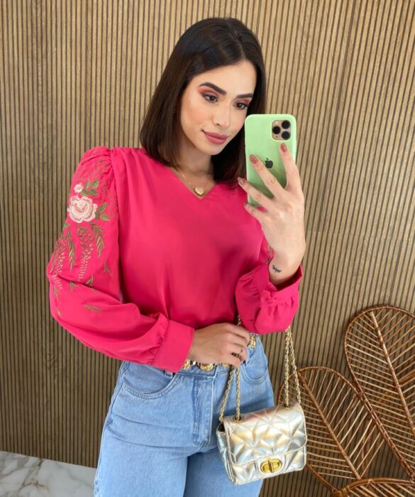 Blusa Manga Longa Detalhe Bordado nas Mangas Pink - Fernanda Ramos Store