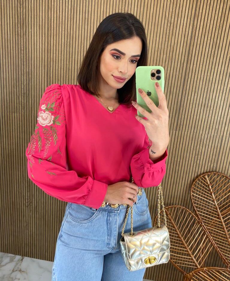 Blusa Manga Longa Detalhe Bordado nas Mangas Pink - Fernanda Ramos Store