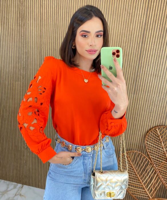 Blusa Manga Longa Detalhes Vazados nas Mangas Laranja - Fernanda Ramos Store