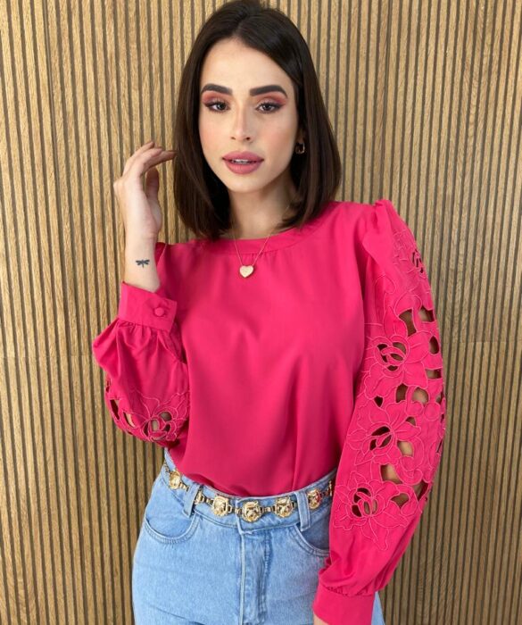 Blusa Manga Longa Detalhes Vazados nas Mangas Pink - Fernanda Ramos Store