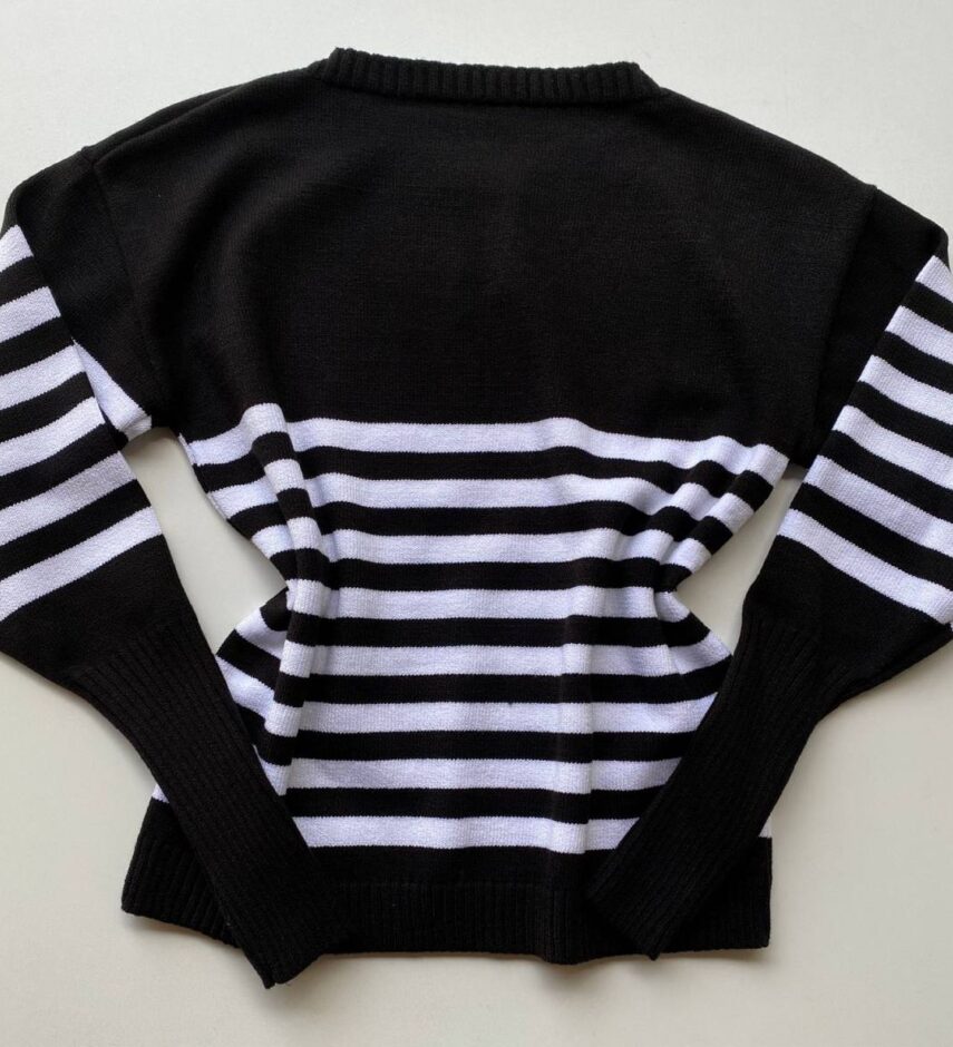 fernandaramosstore com br blusa manga longa feminina listrada tons branco e preto 1