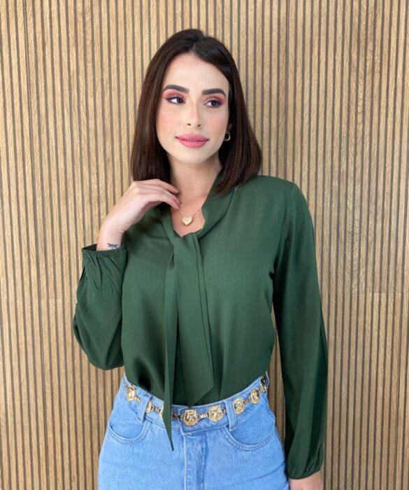 Blusa Manga Longa Viscolinho com Amarração Verde Militar - Fernanda Ramos Store