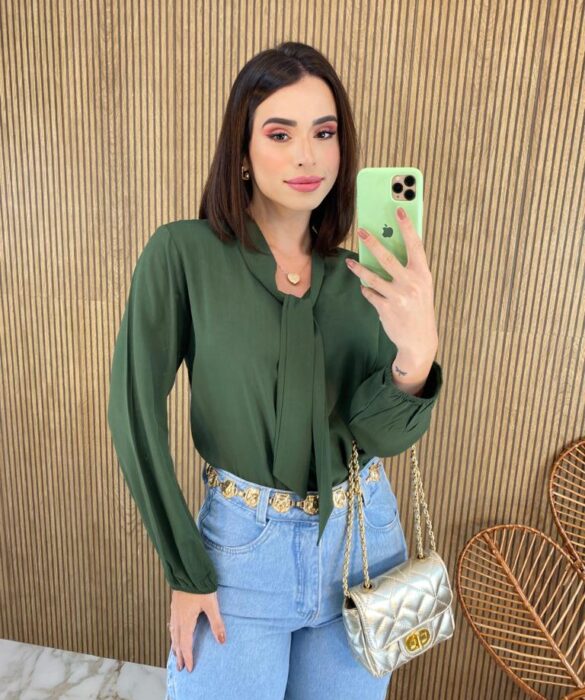 Blusa Manga Longa Viscolinho com Amarração Verde Militar - Fernanda Ramos Store