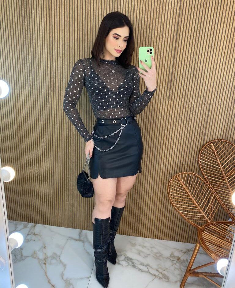 Body Feminino Manga Longa com Transparência e Corações - Fernanda Ramos Store