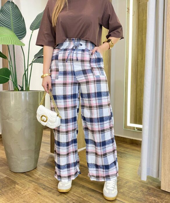 Calça Feminina com Bolsos Estela Xadrez Azul e Rosa - Fernanda Ramos Store