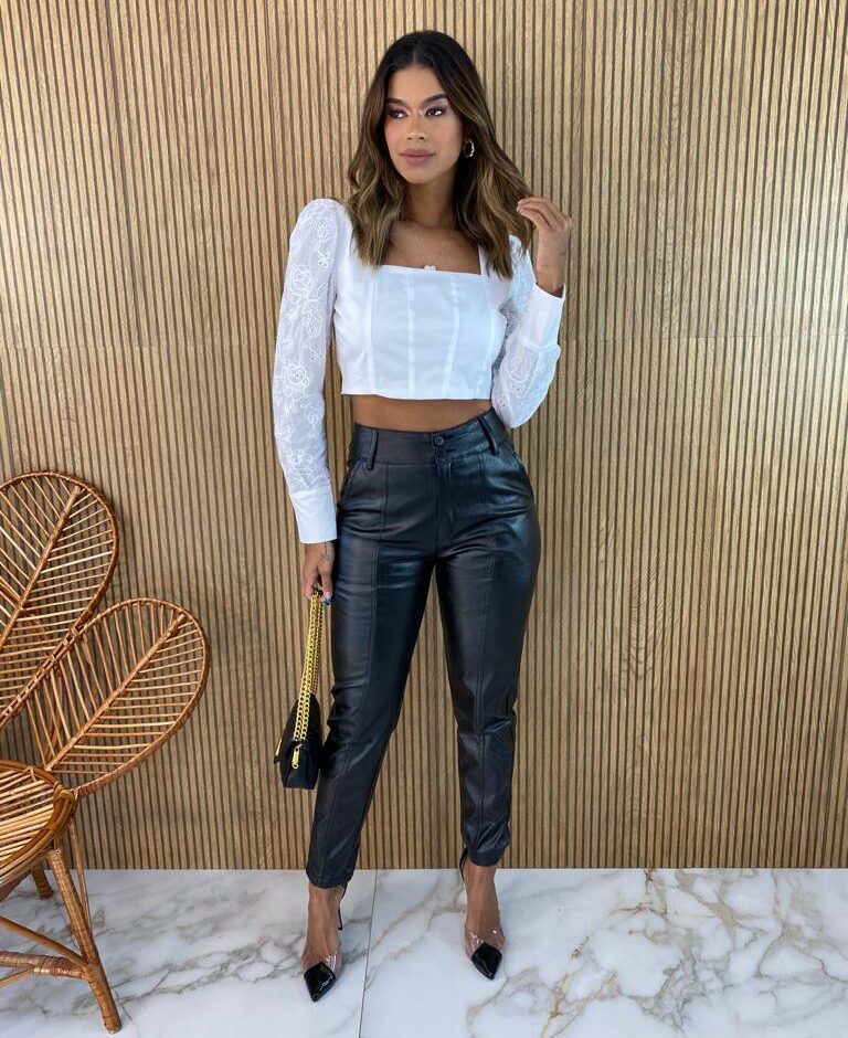 Calça Feminina Couro Eco Skinny com Botões Preta - Fernanda Ramos Store