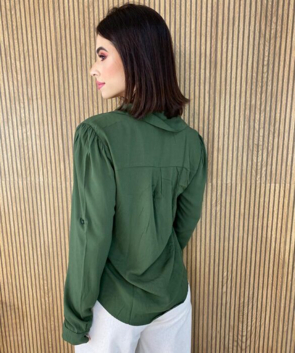 Camisa Feminina Manga Longa Viscolinho Jade Verde Militar - Fernanda Ramos Store