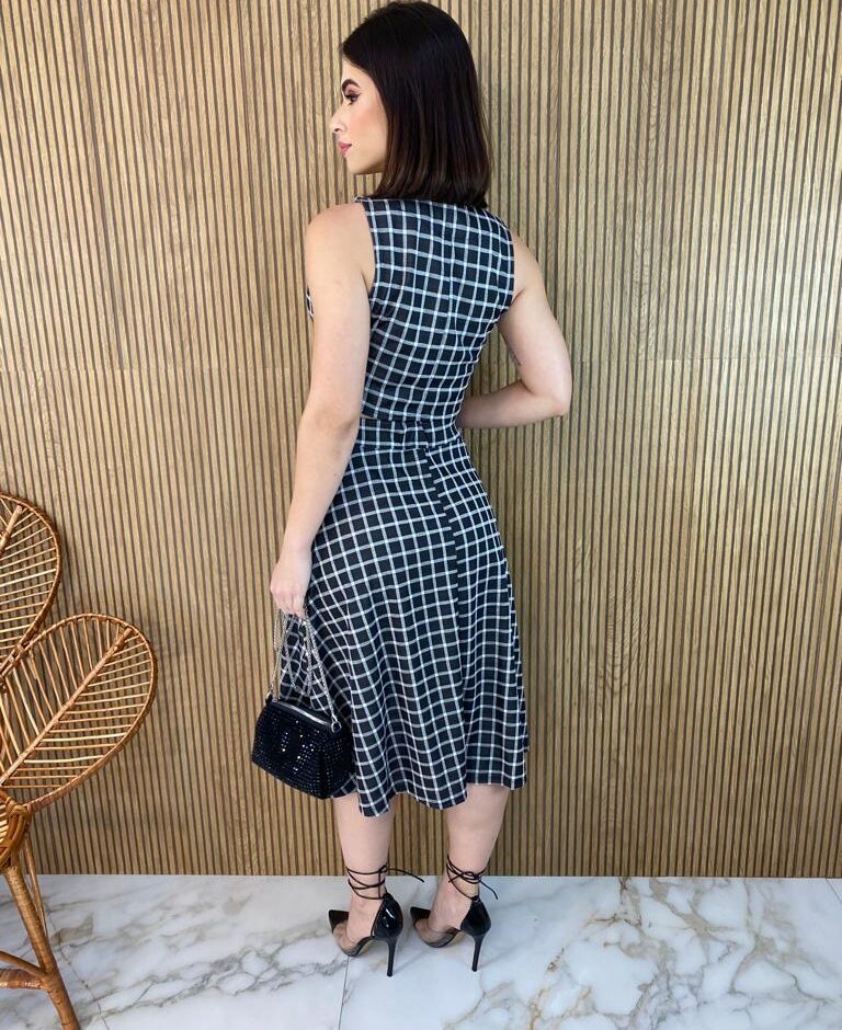 Conjunto Feminino Colete Cropped e Saia Midi Preto - Fernanda Ramos Store