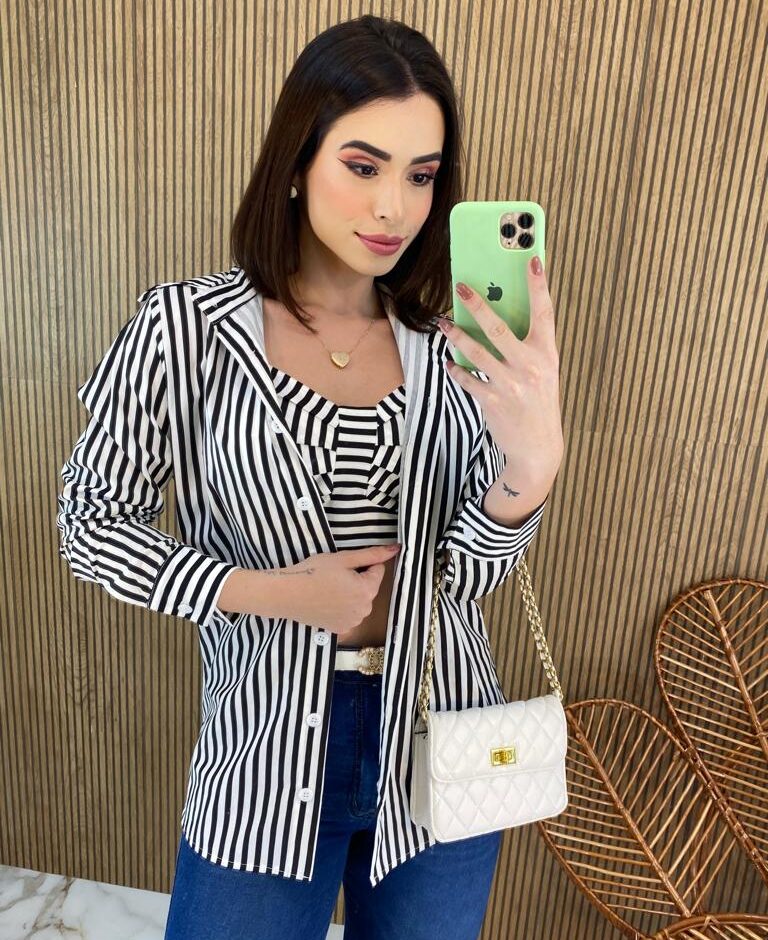 Conjunto Feminino Cropped com Bojo e Camisa Listras Preto - Fernanda Ramos Store