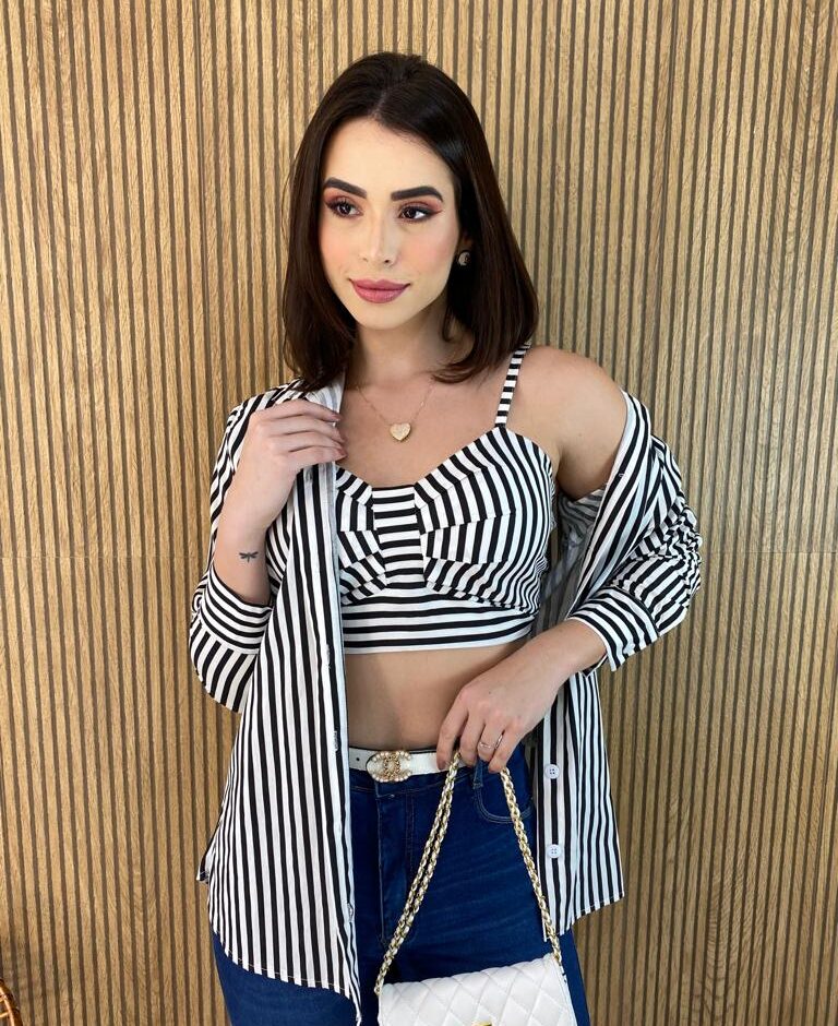 Conjunto Feminino Cropped com Bojo e Camisa Listras Preto - Fernanda Ramos Store
