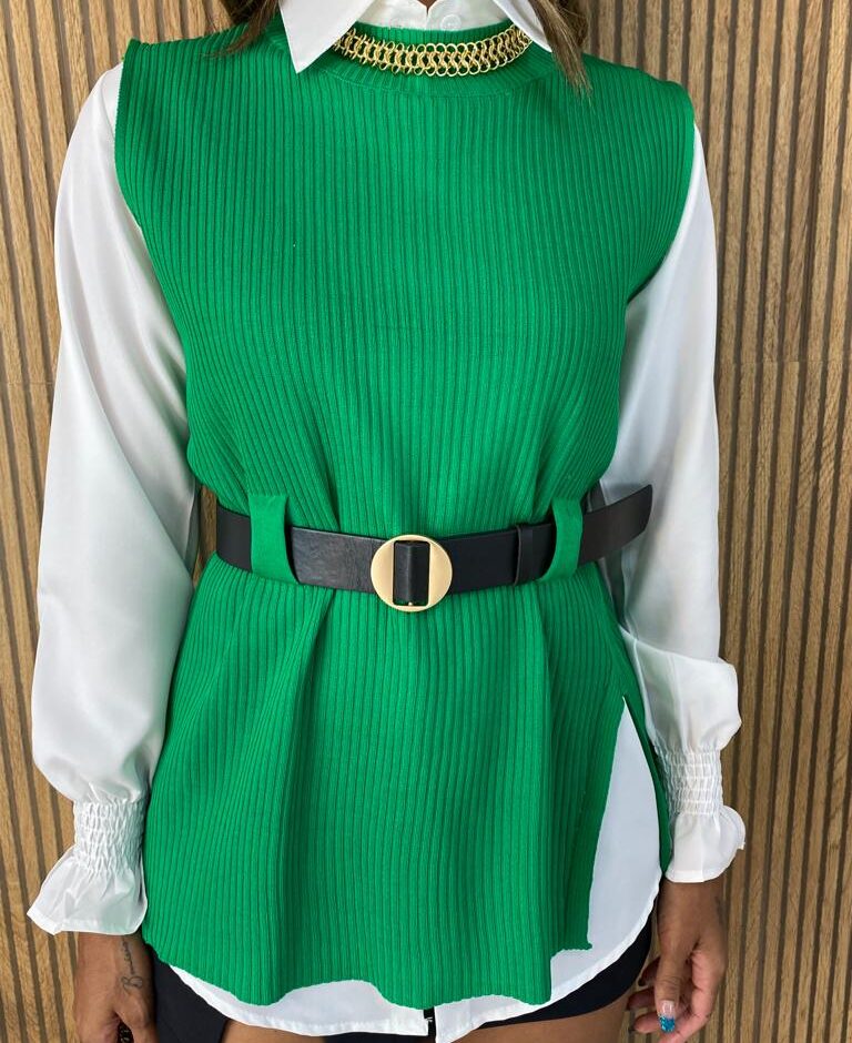 Conjunto Feminino Liz Camisa Branca Colete e Cinto Verde - Fernanda Ramos Store