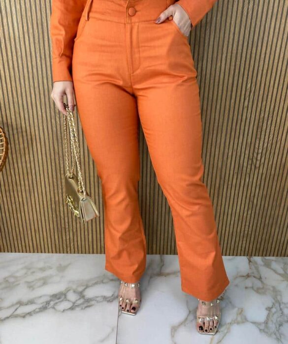 Conjunto Feminino Sarja Cropped Manga Longa e Calça Laranja - Fernanda Ramos Store