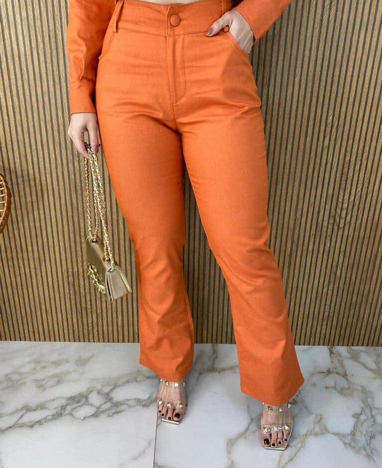 Conjunto Feminino Sarja Cropped Manga Longa e Calça Laranja - Fernanda Ramos Store