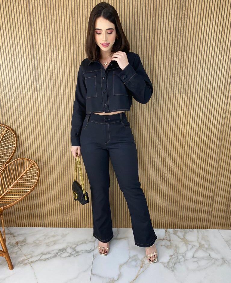Conjunto Feminino Sarja Cropped Manga Longa e Calça Preto - Fernanda Ramos Store