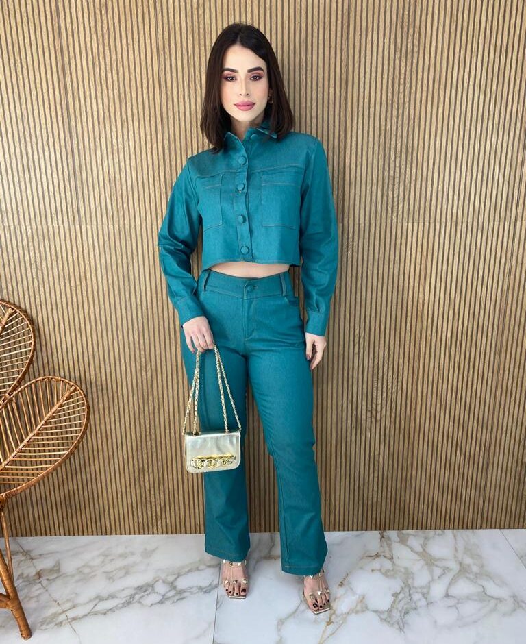 Conjunto Feminino Sarja Cropped Manga Longa e Calça Verde - Fernanda Ramos Store