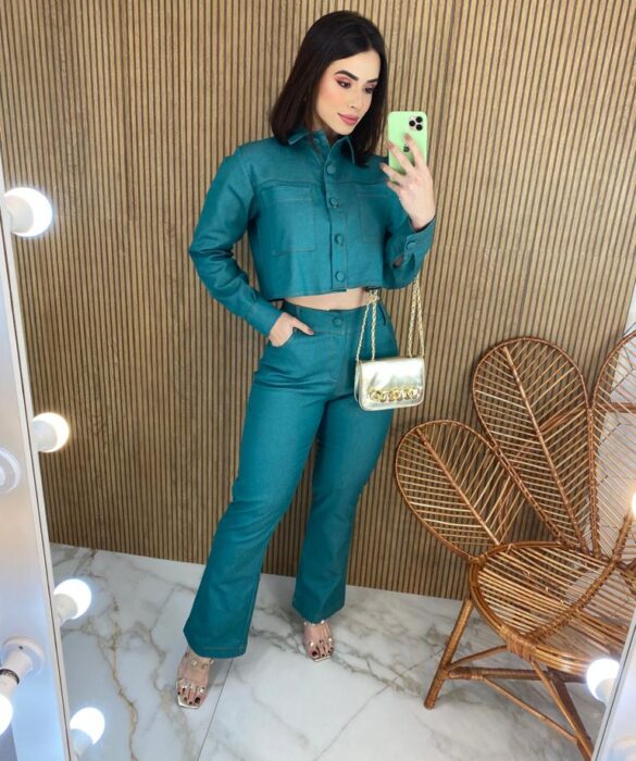 Conjunto Feminino Sarja Cropped Manga Longa e Calça Verde - Fernanda Ramos Store