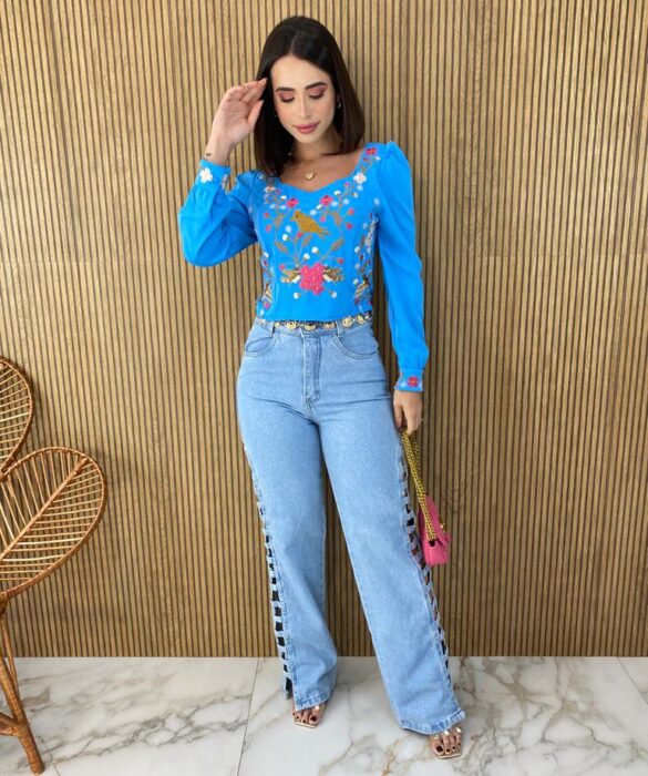 Cropped Feminino Manga Longa Bordado Azul - Fernanda Ramos Store