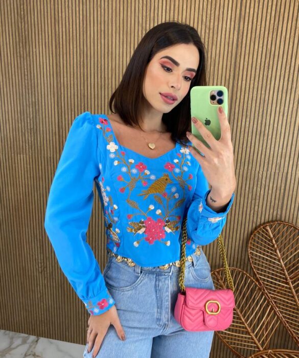 Cropped Feminino Manga Longa Bordado Azul - Fernanda Ramos Store