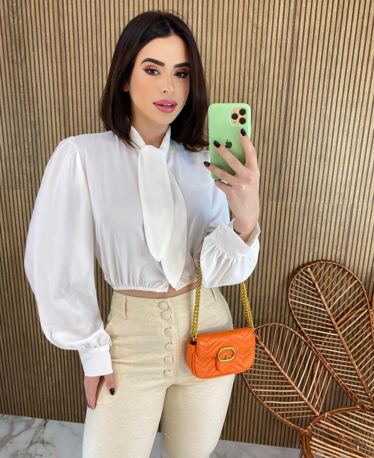 Cropped Feminino Manga Longa com Botões e Amarração Branco - Fernanda Ramos Store