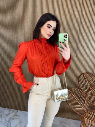 Cropped Feminino Manga Longa com Botões Liz Coral Fernanda Ramos Store