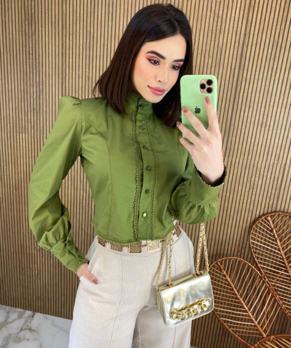 Cropped Feminino Manga Longa Tricoline com Renda Verde - Fernanda Ramos Store